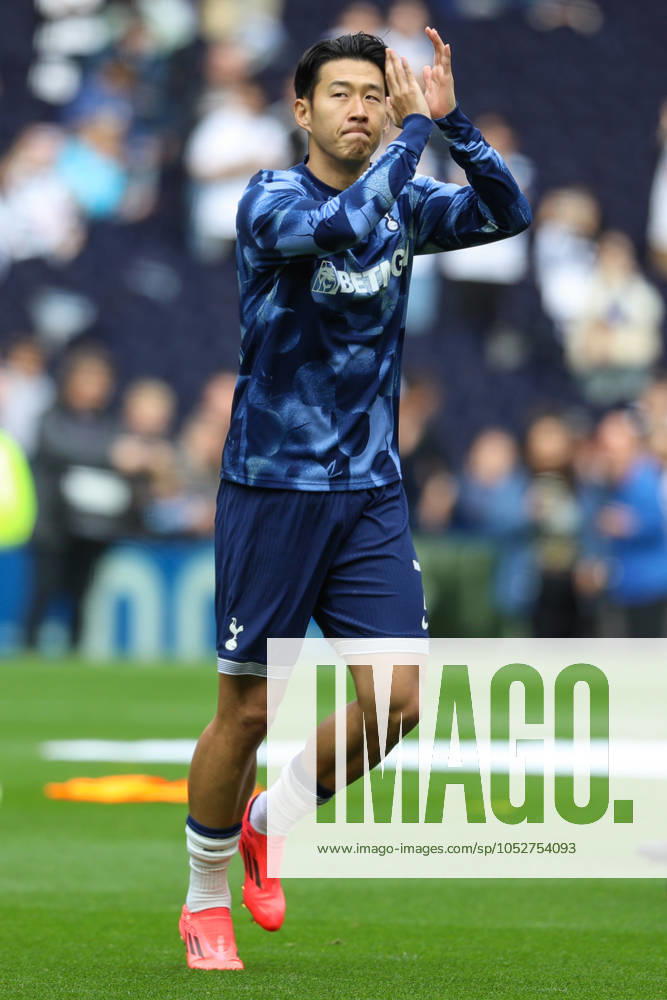 Tottenham Hotspur FC v West Ham United FC Heung-Min Son of Tottenham Hotspur warm up ahead of Tottenham Hotspur FC v West Ham United FC English Premier League match at the Tottenham Hotspur Stadium, London, England, United Kingdom on 19 October 2024 Editorial use only. All images are copyright Every Second Media Limited. No images may be reproduced without prior permission. All rights reserved. Premier League and Football League images are subject to licensing agreements with Football DataCo Limited. see https: www.football-dataco.com