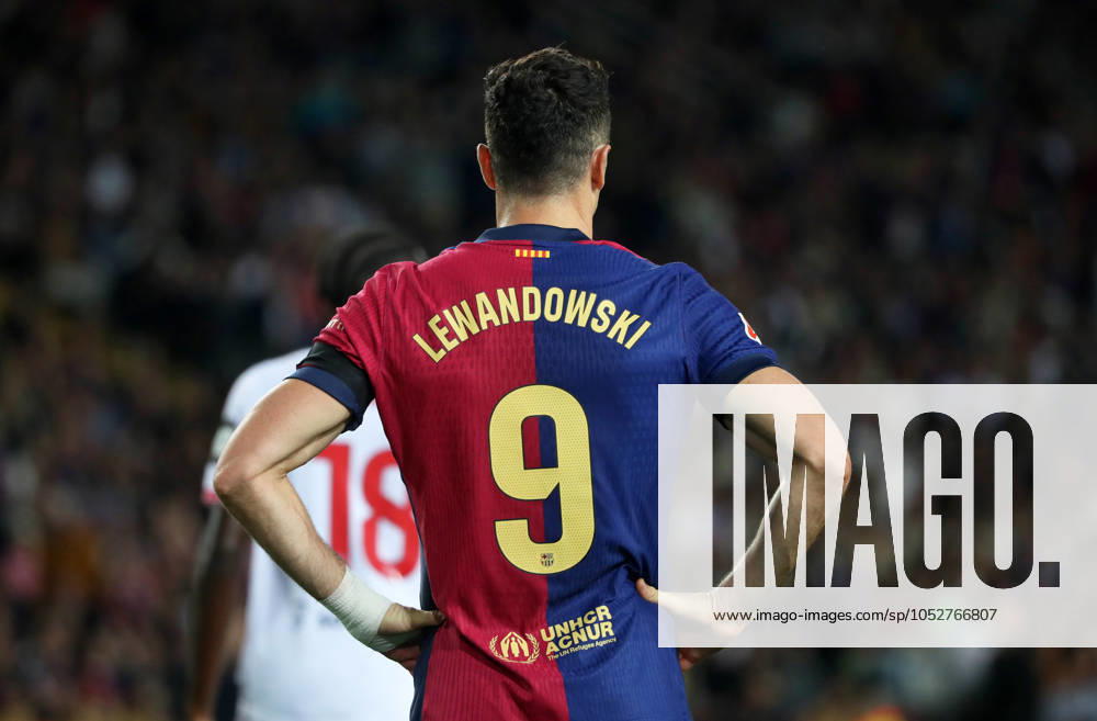 FC Barcelona, Barca v Sevilla FC - La Liga EA Sports Robert Lewandowski plays during the match between FC Barcelona and Sevilla FC, corresponding to week 10 of LaLiga EA Sports, at the Lluis Companys Stadium in Barcelona, Spain, on October 20, 2024. Barcelona Barcelona Spain