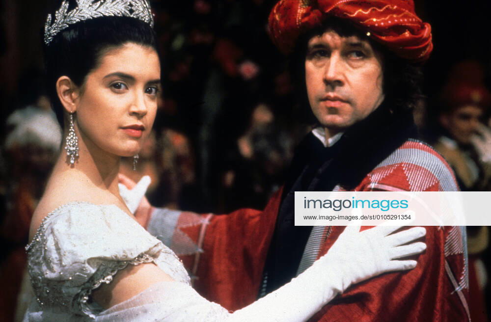 PRINCESS CARABOO PHOEBE CATES, STEPHEN REA Date: 1994 Mandatory credit line: Image courtesy TRISTAR PICTURES Ronald Grant Archive Mary Evans