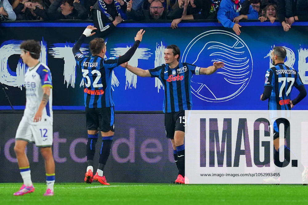 Atalanta s Marten de Roon celebrates after scoring 1-0 during the Serie A soccer match between Atalanta and Hellas Verona at the Gewiss Stadium in Bergamo , north Italy - Saturday , October 26 , 2024. - Soccer .