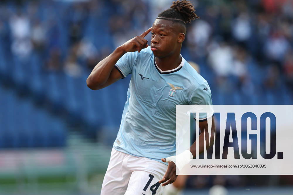 Rome, Italy 27.10.2024 : Tijjani Noslin of Lazio score the goal and celebrate with the team during Italian football championship Serie A Enilive 2024-2025 match SS Lazio vs Genoa FC at Stadio Olimpico in Rome on October 27, 2024.