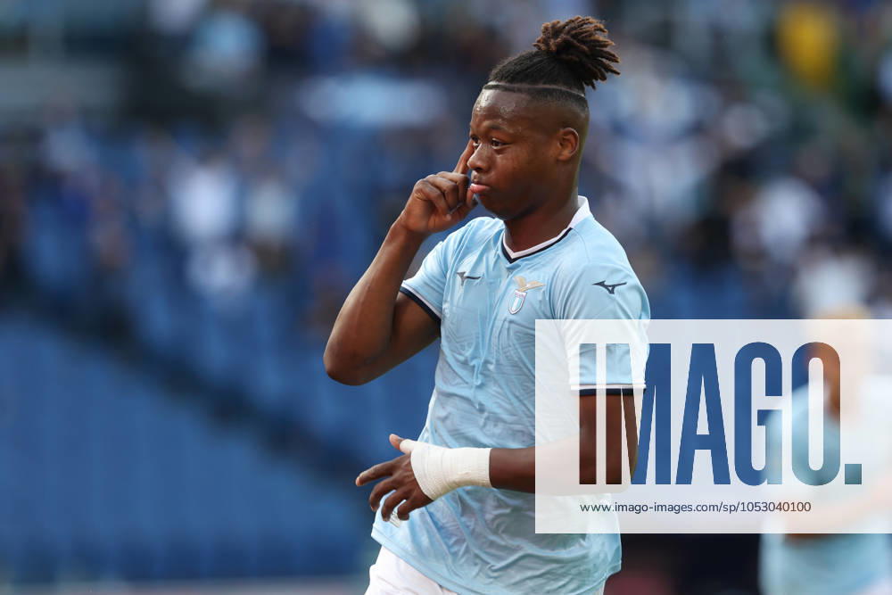 Rome, Italy 27.10.2024 : Tijjani Noslin of Lazio score the goal and celebrate with the team during Italian football championship Serie A Enilive 2024-2025 match SS Lazio vs Genoa FC at Stadio Olimpico in Rome on October 27, 2024.
