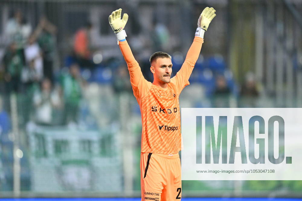 Utkani 13. kola prvni fotbalove ligy: FK Mlada Boleslav - MFK Karvina, 27. rijna 2024, Mlada Boleslav. Brankar Matous Trmal z Boleslavi. (CTKxPhoto RadekxPetrasek) CTKPhotoP2024102704931 CTKPhotoP2024102704931