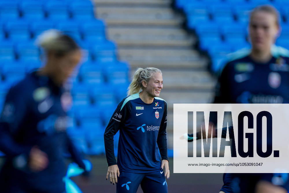 Football, training with Norways womens national team Oslo 20241028 Guro Bergsvand during a training session with the womens national football team at Ullevaal Stadium Photo Fredrik Varfjell NTB Oslo Norway RESTRICTED USE FOR BETTING COMPANIES