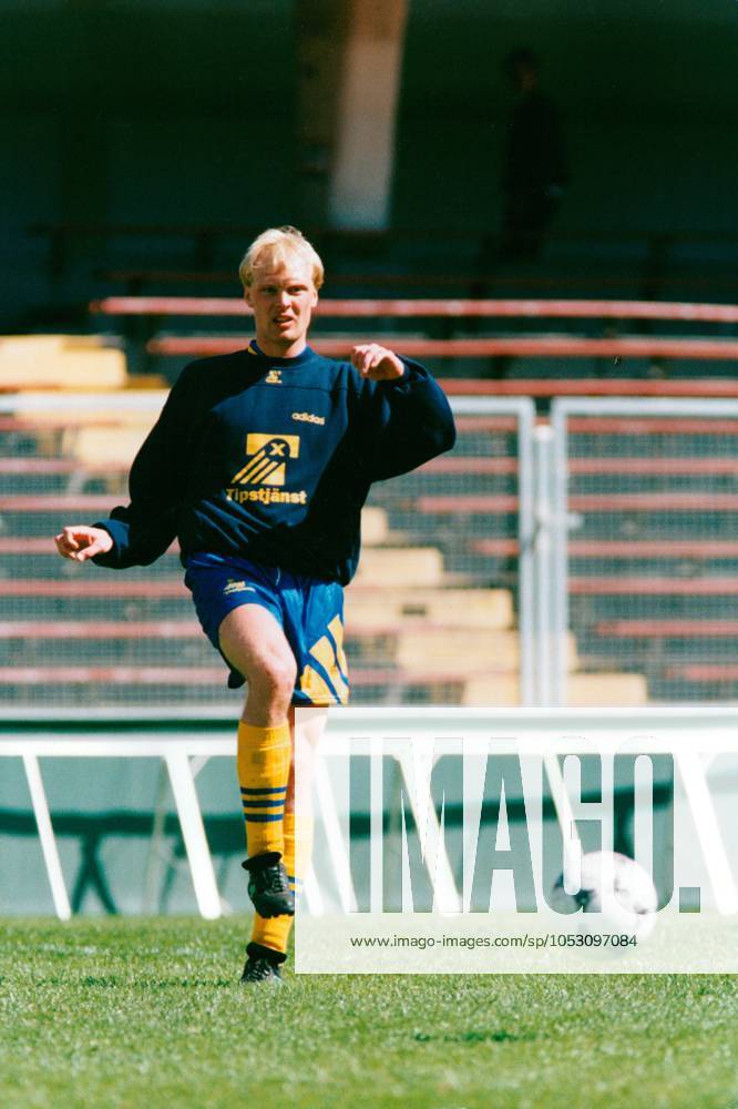 Klas Ingesson, soccer player Sweden national team, Nationalteam training action 1994 04 28 c KJELLERAS PETER Aftonbladet IBL Bildbyra EXPRESSEN OUT AFTONBLADET 4586 Sweden football