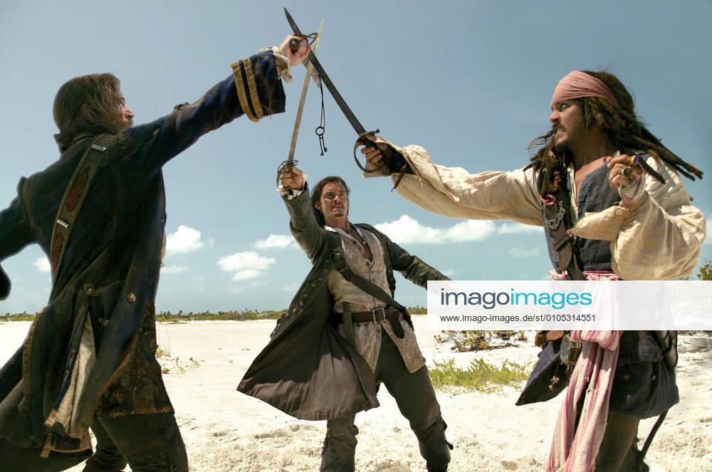 PIRATES OF THE CARIBBEAN: DEAD MANS CHEST US 2006 JACK DAVENPORT, ORLANDO BLOOM, JOHNNY DEPP Date: 2006. Strictly editorial use only in conjunction with the promotion of the film. Credit line mandatory. This image is copyright of the film company and is supplied under the terms of issue as film still. No commercial or book cover use permitted without prior consent from the film company. Mandatory credit line: Image courtesy Disney Enterprises, Inc. ? Disney Enterprises, Inc. All Rights Reserved. Ronald Grant Archive Mary Evansry Evans