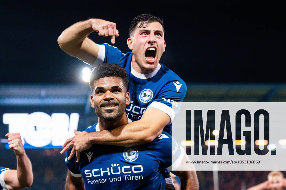 Soccer, 2024 2025, DFB Cup, 2nd main round, DSC Arminia Bielefeld 1 FC Union Berlin L R Andre Becker Bielefeld celebrates after his goal to 2 0 with Stefano Russo Bielefeld DFB REGULATIONS PROHIBIT ANY USE OF PHOTOGRAPHS AS IMAGE SEQUENCES AND OR QUASI VIDEO