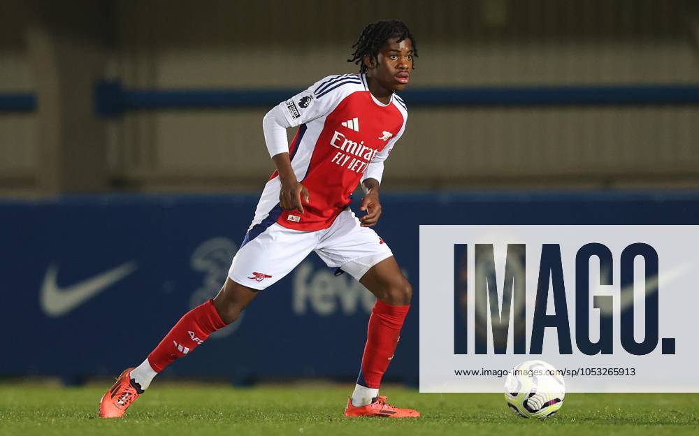 - Chelsea U21, U 21 v Arsenal U21, Premier League 2, Kingsmeadow Stadium, London, UK - 1st November 2024. Josh Nichols of Arsenal U21. - Chelsea U21 v Arsenal U21, Premier League 2, Kingsmeadow Stadium, London, UK - 1st November 2024. By Daniel Weir Crystal Pix. London Kingsmeadow Stadium UK