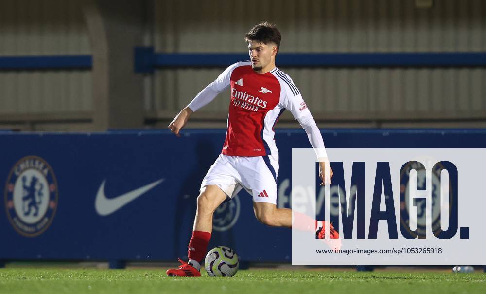 - Chelsea U21, U 21 v Arsenal U21, Premier League 2, Kingsmeadow Stadium, London, UK - 1st November 2024. Elian Quesada-Thorn of Arsenal U21. - Chelsea U21 v Arsenal U21, Premier League 2, Kingsmeadow Stadium, London, UK - 1st November 2024. By Daniel Weir Crystal Pix. London Kingsmeadow Stadium UK
