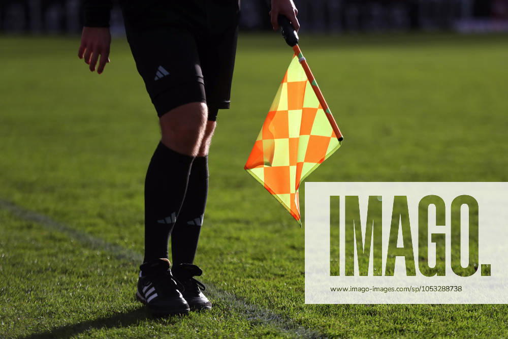 BSG Chemie Leipzig vs Hallescher FC, Regionalliga Nordost, 02 11 24 Flag of the linesman, Referee assistant symbol image, Feature Football, Regionalliga Nordost, Season 2024 2025, Matchday 14 BSG Chemie Leipzig vs Hallescher FC on 02 11 24 at Alfred Kunze Sportpark, Leipzig Leutzsch