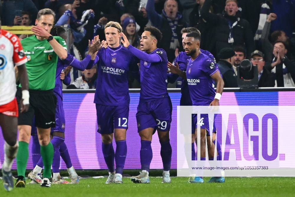 RSC Anderlecht v KV Kortrijk - Jupiler Pro League ANDERLECHT, BELGIUM - NOVEMBER 03 : Dolberg Kasper forward of RSC Anderlecht celebrates scoring a penalty during the Jupiler Pro League match between RSC Anderlecht and KV Kortrijk on November 3, 2024 in Anderlecht, Belgium, 03 11 2024 Anderlecht Belgium