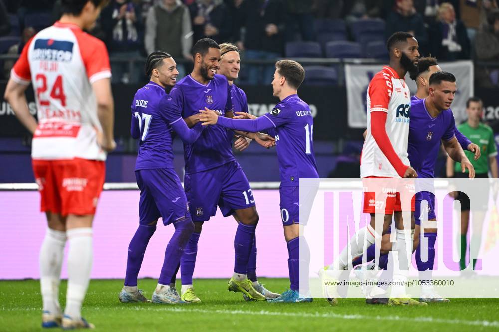 RSC Anderlecht v KV Kortrijk - Jupiler Pro League ANDERLECHT, BELGIUM - NOVEMBER 03 : Autogoal Kadri Abdelkahar midfielder of KV Kortrijk - players of Anderlecht celebrates after scoring during the Jupiler Pro League match between RSC Anderlecht and KV Kortrijk on November 3, 2024 in Anderlecht, Belgium, 03 11 2024 Anderlecht Belgium