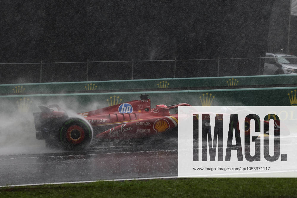 16 LECLERC Charles (mco), Scuderia Ferrari SF-24, action during the Formula 1 Grande Premio de Sao Paulo 2024, 21th round of the 2024 Formula One World Championship, WM, Weltmeisterschaft from November 1 to 3, 2024 on the Interlagos Circuit, in Sao Paulo, Brazil - F1 - SAO PAULO GRAND PRIX 2024 DPPI Panoramic 241103_R21_BRASILE_DP_XB5_3909
