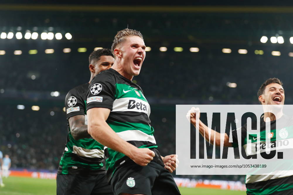 Viktor Gyokeres (SportingCP), NOVEMBER 5, 2024 - Football Soccer : Gyokeres celebrate after his goal during UEFA Champions League League phase match day 4 between Sporting Clube de Portugal 4-1 Manchester City at the Estadio Jose Alvalade in Lisbon, Portugal. Noxthirdxpartyxsales (272403002)