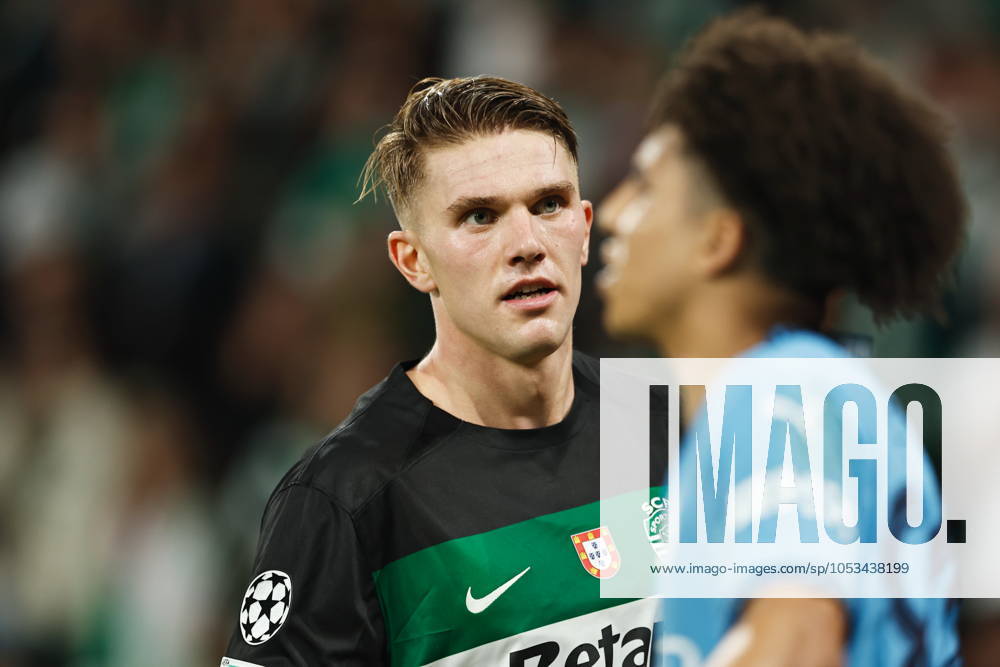 Viktor Gyokeres (SportingCP), NOVEMBER 5, 2024 - Football Soccer : UEFA Champions League League phase match day 4 between Sporting Clube de Portugal 4-1 Manchester City at the Estadio Jose Alvalade in Lisbon, Portugal. Noxthirdxpartyxsales (272403022)