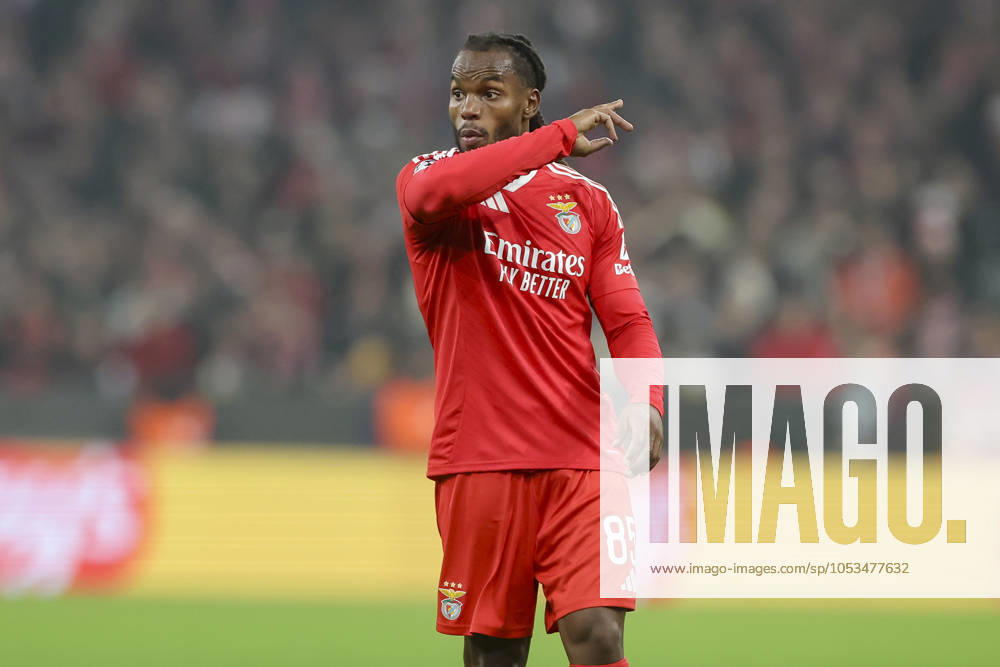 Renato Sanches SL Benfica gestures, UEFA Champions League 2024 25 League Phase MD4, FC Bayern Munich v SL Benfica, Allianz Arena on November 06, 2024 in Munich, Germany Photo by Marco Steinbrenner DeFodi Images Renato Sanches SL Benfica gestures, UEFA Champions League 2024 25 League Phase MD4, FC Bayern München v SL Benfica, Allianz Arena, November 6, 2024 in Munich, Germany Photo by Marco Steinbrenner DeFodi Images not used in POL SRB CRO FRA GBR NED ITA USA Defodi 700 muenchen lisbon 20241106 072 Defodi-700 not used in POL SRB CRO FRA GBR NED ITA USA