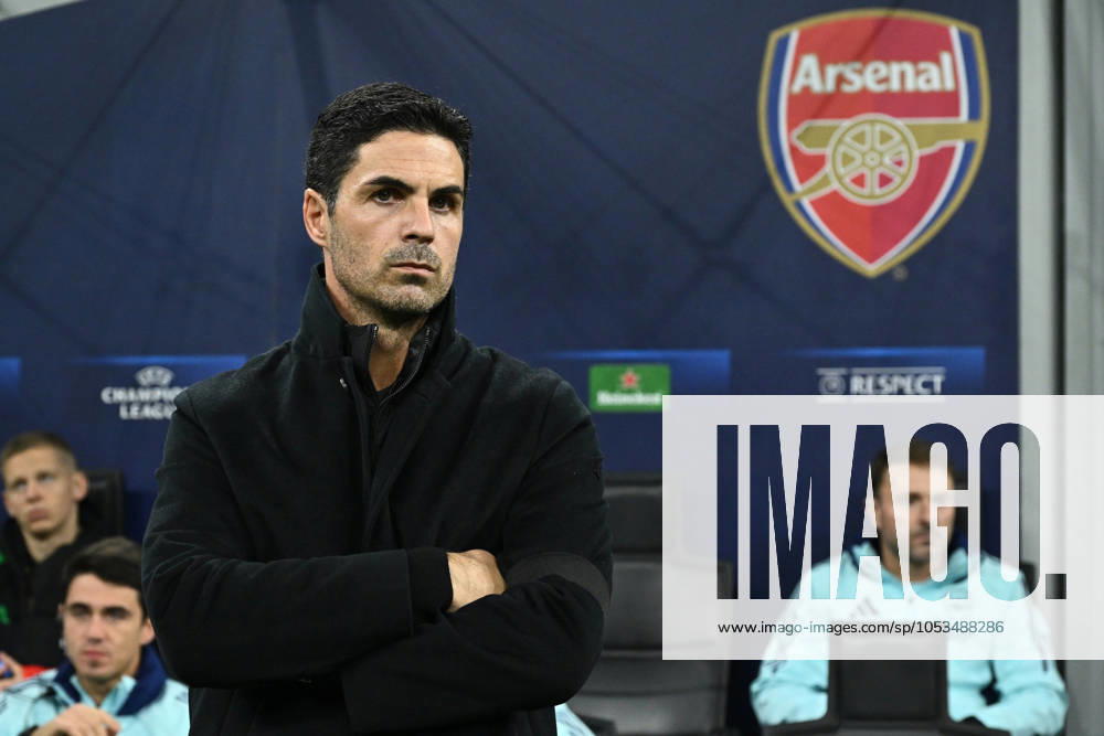 FC Internazionale Milano v Arsenal FC - UEFA Champions League 2024 25 League Phase MD4 Mikel Arteta of Arsenal F.C. is in action during the UEFA Champions League 2024 25 League Phase MD4 match between F.C. Inter and Arsenal F.C. at San Siro Stadium in Milan, Italy, on November 6, 2024. Milan Italy Italy