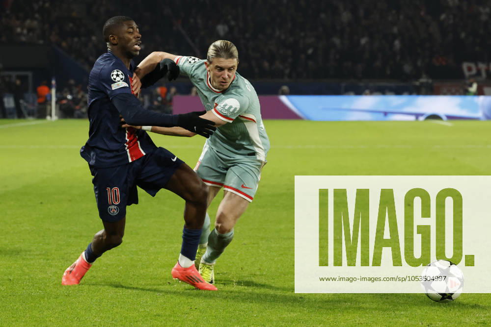 Football : PSG - Atletico Madrid (1-2). 6 Novembre 2024 - Paris, France : PSG vs Atletico Madrid dans la premiere phase de la Ligue des Champions de football. Atleico Madrid bat PSG 2-1. Ousmane Dembele (Paris en maillot bleu) contre Conor Gallagher (Atletico en maillot rbleu ciel) ici en action. (Photo Henri Szwarc Starface) 311231 2024-11-06 Paris France