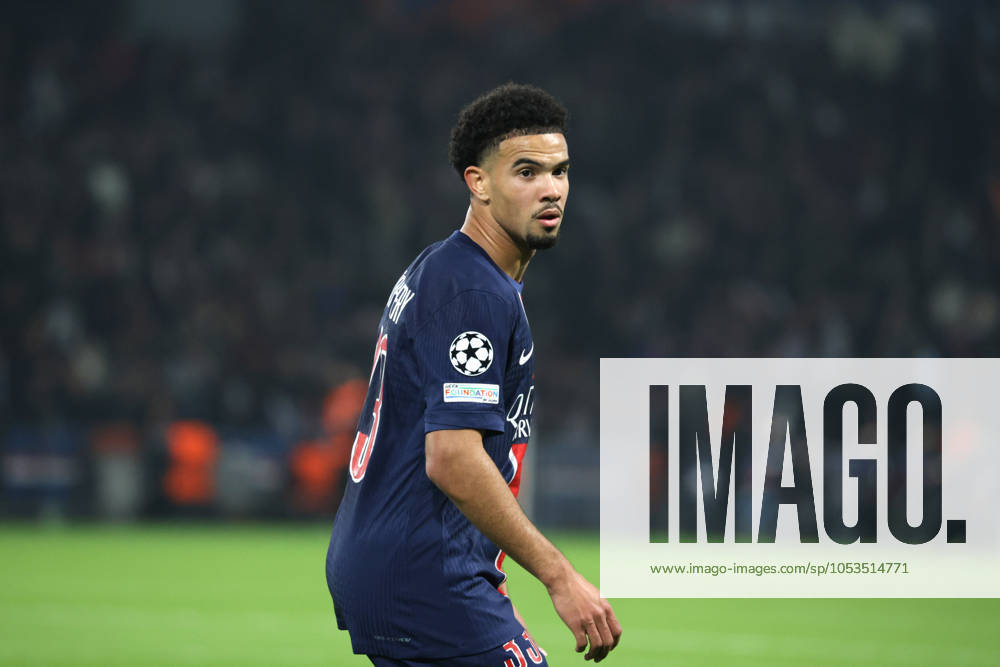 France - UEFA Champions League Paris Saint Germain vs. Atletico de Madrid - 06 11 2024 FRANCE, PARIS, NOVEMBER 06. Warren Zaire-Emery of Paris SG during the UEFA Champions League football match between Paris Saint Germain and Atletico de Madrid on November 06, 2024 at Parc des Princes in Paris, France. Photo by Manuel Blondeau AOP.Press Paris Parc des Princes France
