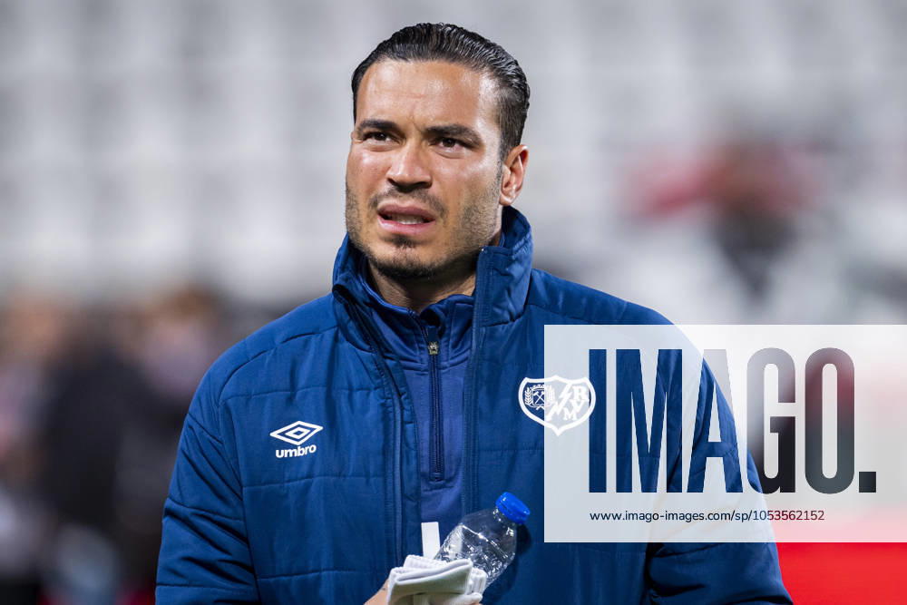 Rayo Vallecano vs UD Las Palmas - La Liga EA Sports 2024 25 Raul de Tomas of Rayo Vallecano getting into the field during the La Liga EA Sports 2024 25 football match between Rayo Vallecano vs UD Las Palmas at Estadio de Vallecas on November 08, 2024 in Madrid, Spain. Madrid Estadio de Vallecas Madrid Spain