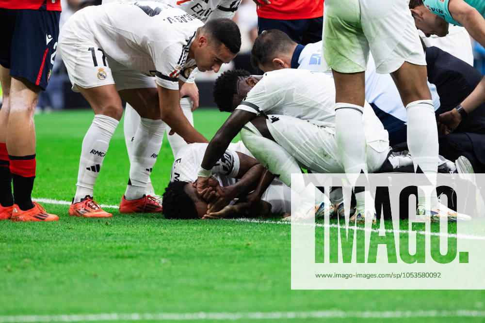 Real Madrid CF vs CA Osasuna - LaLiga EA Sports MADRID, SPAIN, NOVEMBER 9: Eder Militao of Real Madrid CF after injured during the LaLiga EA Sports match between Real Madrid CF and CA Osasuna at Estadio Santiago Bernabeu on November 9, 2024 in Madrid, Spain. Madrid Estadio Santiago Bernabeu Madrid Spain