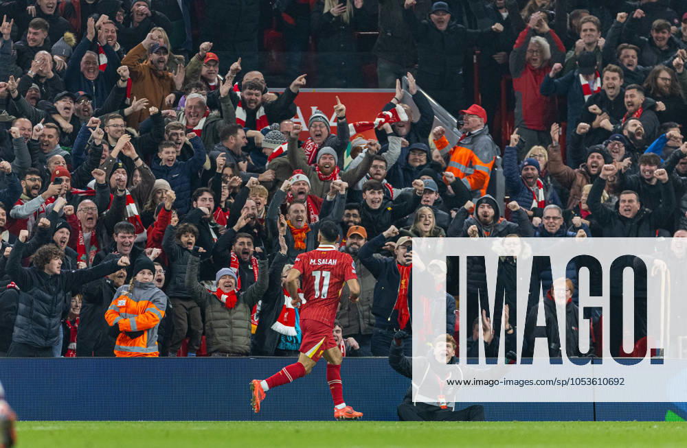 Football - FA Premier League - Liverpool FC v Aston Villa FC LIVERPOOL, ENGLAND - Saturday, November 9, 2024: Liverpool s Mohamed Salah celebrates after scoring the second goal during the FA Premier League match between Liverpool FC and Aston Villa FC at Anfield. (Photo by David Rawcliffe Propaganda) LIVERPOOL Anfield MERSEYSIDE ENGLAND