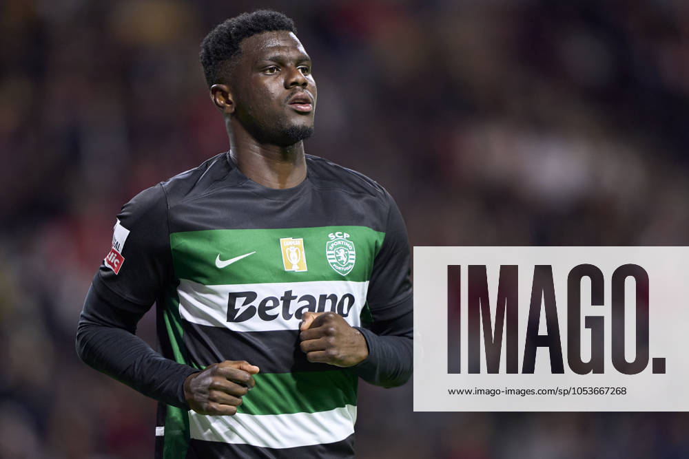 Sporting Clube de Braga v Sporting Clube de Portugal - Liga Portugal Betclic Ousmane Diomande of Sporting CP looks on during the Liga Portugal Betclic match between SC Braga and Sporting CP at Estadio Municipal de Braga in Braga, Portugal, on November 10, 2024. Braga, Portugal Portugal