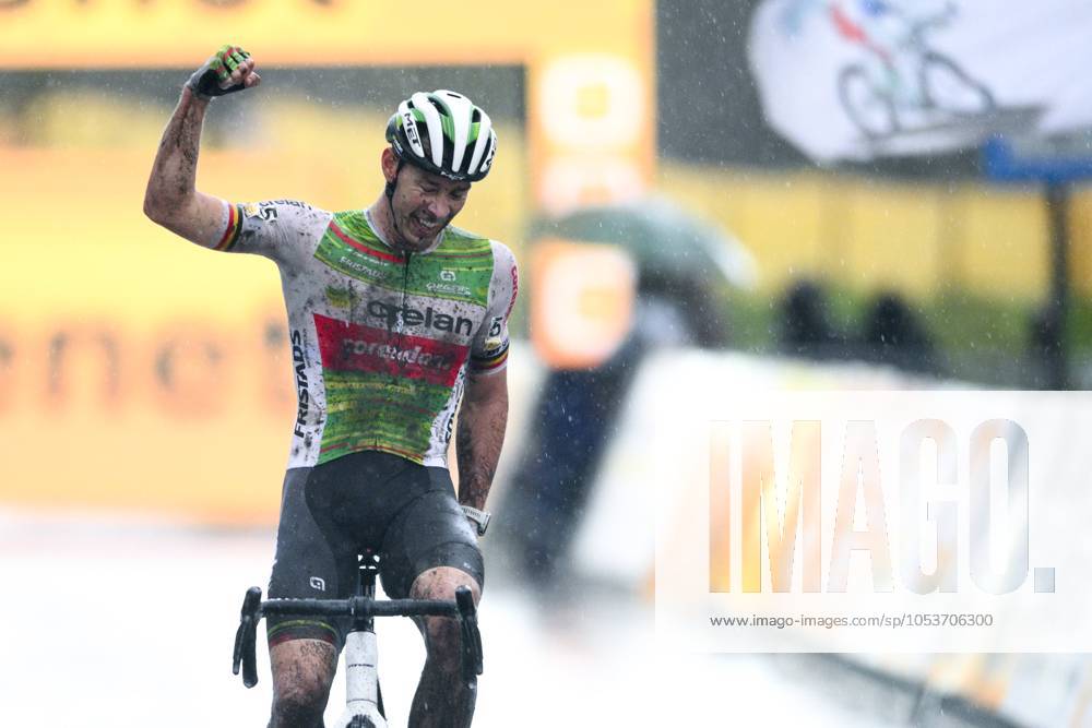 Telenet Superprestige cyclocross Niel 2024 NIEL, BELGIUM - NOVEMBER 11 : Sweeck Laurens (BEL) of Crelan - Corendon during the 3th leg of the men Elite Telenet Superprestige cyclocross series 2024-2025 in Niel, Belgium, 11 11 2024 Niel Belgium