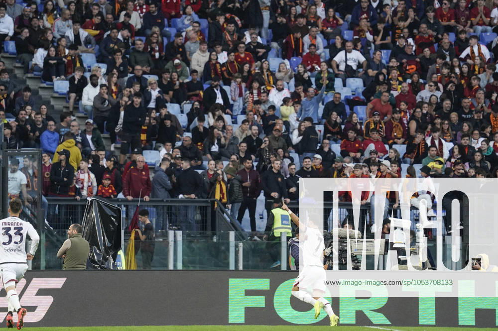 CALCIO - Serie A - AS Roma vs Bologna FC Riccardo Orsolini celebrates after goal during 12th day of the Serie A Italian Championship between A.S. Roma vs Bologna F.C. on 10 november 2024 at the Olympic Stadium, Rome, italy Rome Italy