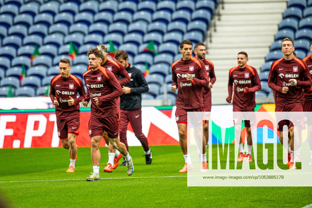 PORTO, ESTADIO DO DRAGAO, PILKA NOZNA (FOOTBALL), LIGA NARODOW UEFA 2024 ( UEFA NATIONAL LEAGUE 2024), MECZ PORTUGALIA - POLSKA ( PORTUGAL - POLAND ) KONFERENCJA I TRENING REPREZANTACJI PRZED MECZEM NZ NICOLA ZALEWSKI JAKUB KAWIOR FOTO LUKASZ SKWIOT CYFRASPORT NEWSPIX.PL --- Newspix.pl 20241114CSLS020