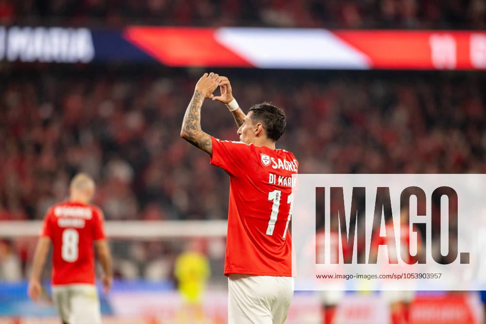 ANGEL DI MARIA from SL Benfica seen celebrating his goal from SL Benfica during the Liga Portugal Betclic 2024 25 match between SL Benfica and FC Porto at Estadio da Luz on November 10, 2024 in Lisboa, Portugal. Final score: SL Benfica 4:1 FC Porto Lisbon Portugal Lisboa Portugal - ZUMA Bet 20241110_spo_l192_002