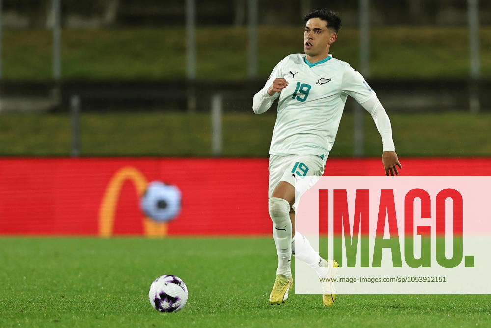 FIFA Oceania Qualifier between New Zealand and Vanuatu Logan Rogerson of New Zealand during the FIFA Oceania Qualifier between New Zealand and Vanuatu at FMG Stadium in Hamilton, New Zealand on Friday November 15, 2024. Hamilton FMG Stadium Waikato New Zealand