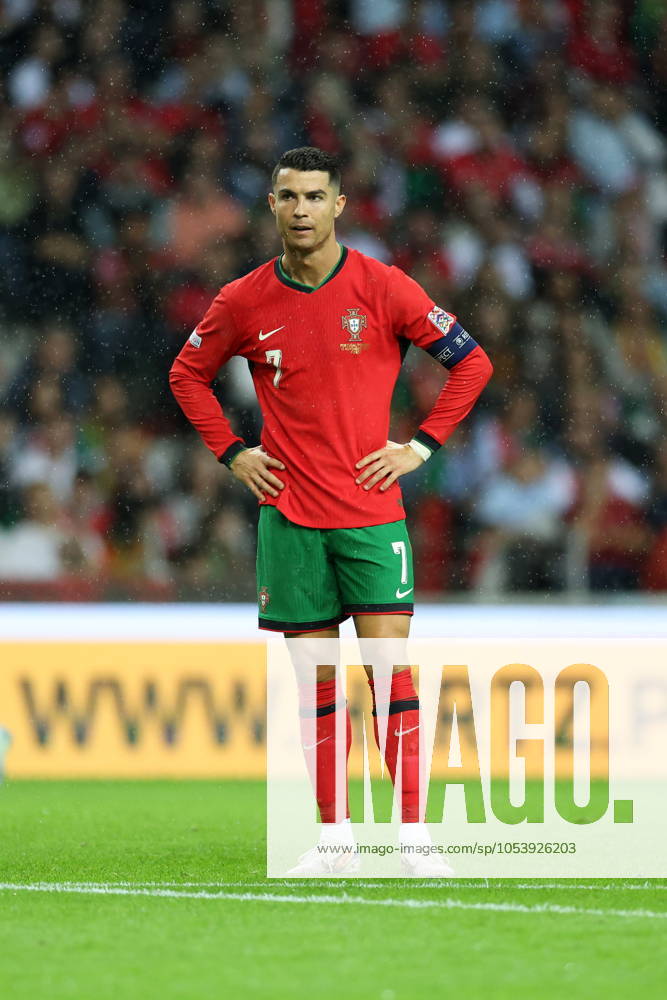 PORTO 15.11.2024 MECZ 5. KOLEJKA GRUPA A1 LIGA NARODOW SEZON 2024 25: PORTUGALIA - POLSKA --- UEFA NATIONS LEAGUE FOOTBALL MATCH: PORTUGAL - POLAND CRISTIANO RONALDO FOT. PIOTR KUCZA FOTOPYK NEWSPIX.PL --- newspix.pl