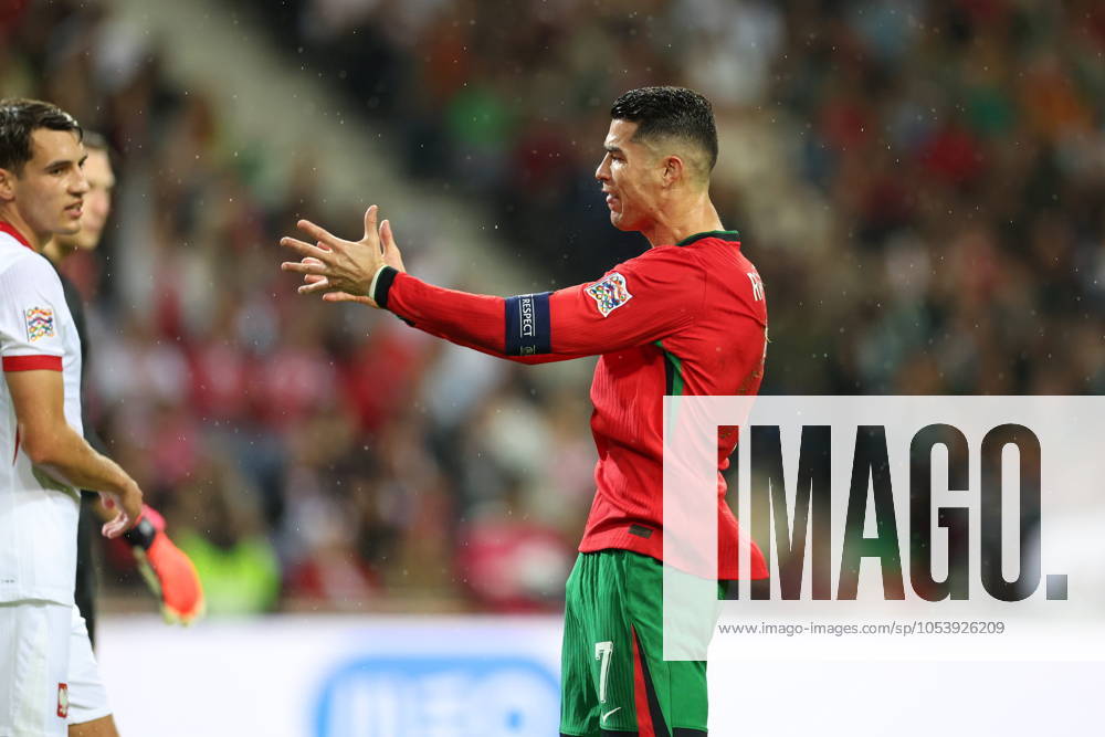 PORTO 15.11.2024 MECZ 5. KOLEJKA GRUPA A1 LIGA NARODOW SEZON 2024 25: PORTUGALIA - POLSKA --- UEFA NATIONS LEAGUE FOOTBALL MATCH: PORTUGAL - POLAND CRISTIANO RONALDO FOT. PIOTR KUCZA FOTOPYK NEWSPIX.PL --- newspix.pl