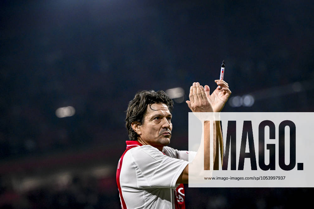 AFC Ajax Amsterdam legend player Jari Litmanen, during the match Ajax Legends Real Madrid Legends at the Johan Cruijff ArenA for the Dutch eredivisie season 2024 2025 in AMSTERDAM, Netherlands on 17 november 2024, photo by Stefan Koops EYE4images DeFodi Images not used in POL SRB CRO FRA GBR NED ITA USA Defodi 746 201000 Defodi-746 not used in POL SRB CRO FRA GBR NED ITA USA