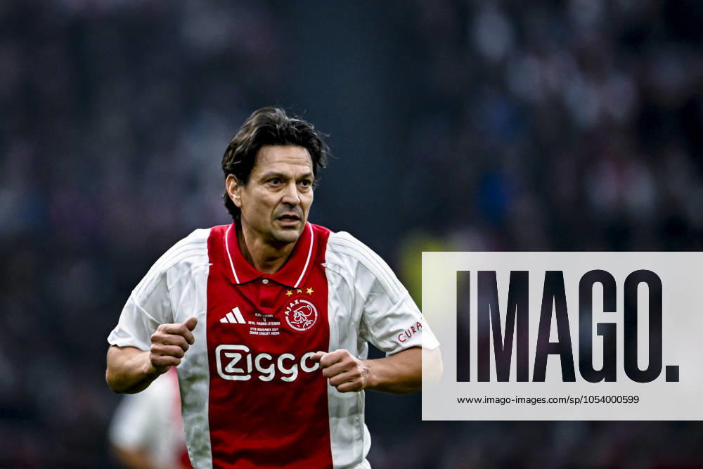 AFC Ajax Amsterdam legend player Jari Litmanen, during the match Ajax Legends Real Madrid Legends at the Johan Cruijff ArenA for the Dutch eredivisie season 2024 2025 in AMSTERDAM, Netherlands on 17 november 2024, photo by Stefan Koops EYE4images DeFodi Images not used in POL SRB CRO FRA GBR NED ITA USA Defodi 746 201070 Defodi-746 not used in POL SRB CRO FRA GBR NED ITA USA