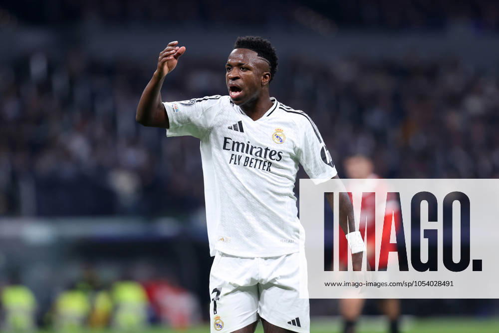 VINICIUS JUNIOR JR VINI JR, Champions League 2024-25, Real Madrid-Milan 1-3, azione, action, single shot, gesti CHAMPIONS LEAGUE 2024-25 REAL MADRID-MILAN 1-3