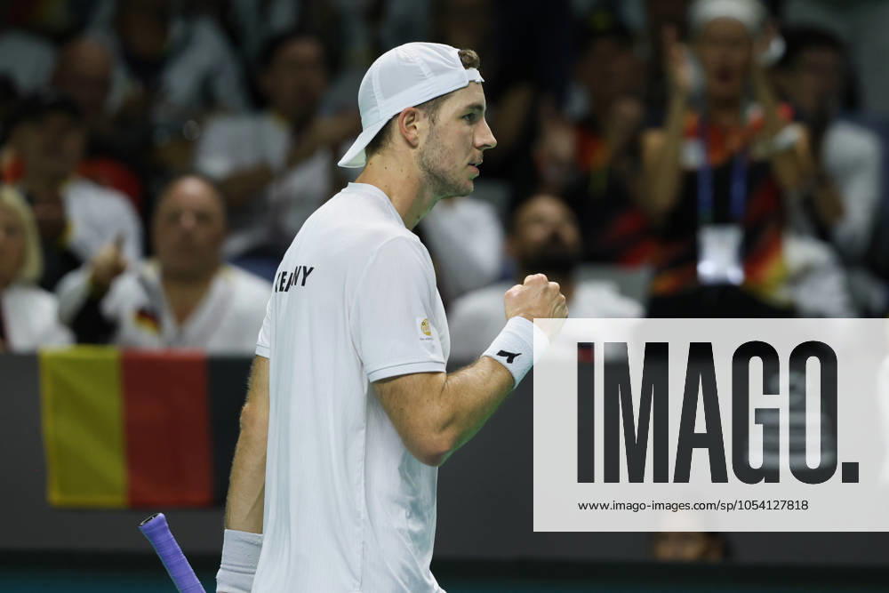 Jan Lennard Struff GER makes a fist and cheers, cheers, joy, emotion, Davis Cup Final 2024, Palacio de Deportes JosÃ