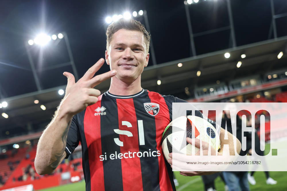 3 Liga FC Ingolstadt 04 VfL Osnabrück Victory Celebration Joy 3 goals by Sebastian Grönning 11, FCI 3 Liga FC Ingolstadt 04 Season 2024 2025 VfL Osnabrück
