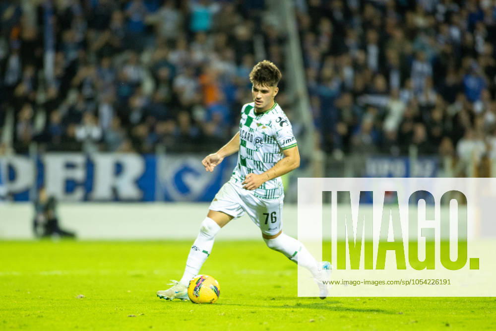 DINIS PINTO from Moreirense FC seen on action during the TaoÂßa de Portugal 2024 25 match between Moreirense FC and FC Porto at Esto¡dio Comendador Joaquim de Almeida Freitas on October 19, 2024 in Moreira de Co³negos, Portugal. Moreira De Co³Negos Portugal - ZUMAl192 20241124_zsp_l192_020