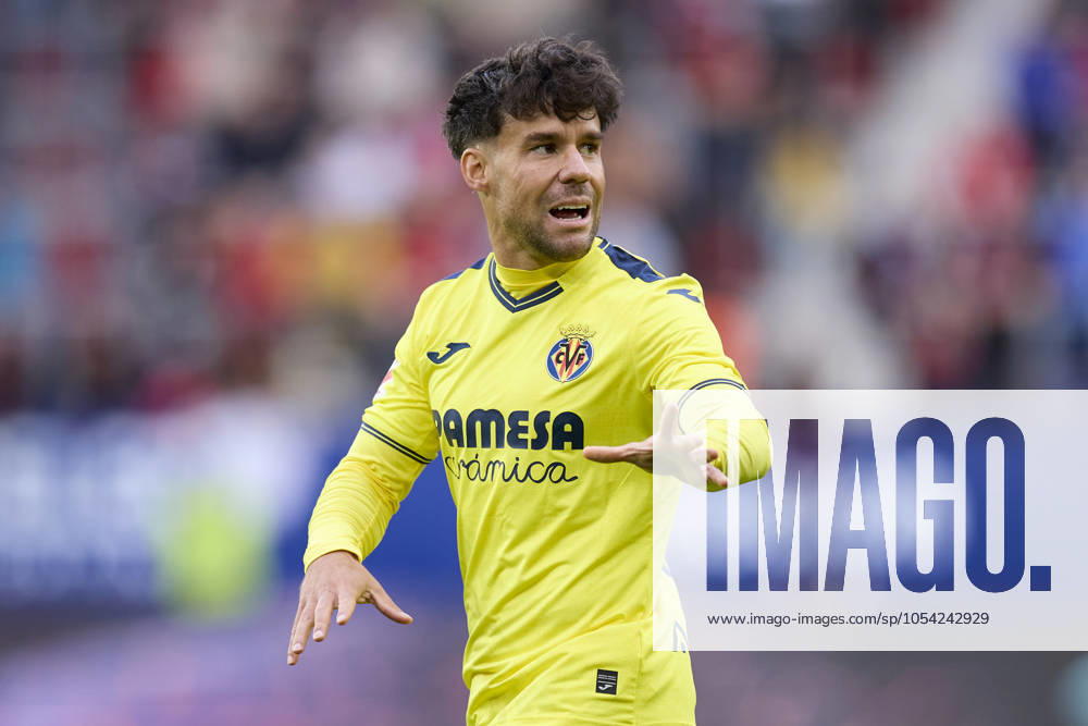 CA Osasuna v Villarreal CF - LaLiga EA Sports Juan Bernat of Villarreal CF reacts during the LaLiga EA Sports match between CA Osasuna and Villarreal CF at El Sadar on November 24, 2024, in San Sebastian, Spain. San Sebastian El Sadar Navarra Spain RL_CAOvVLLCF_000153