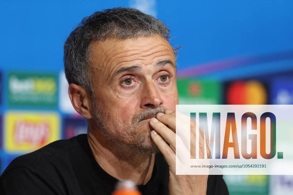 Coach Luis Enrique Paris Portraet, Portrait, Press conference, Football FC Bayern Munich Paris Saint Germain UEFA Champions League 26 11 2024 Allianz Arena PHOTO Mladen Lackovic LakoPress