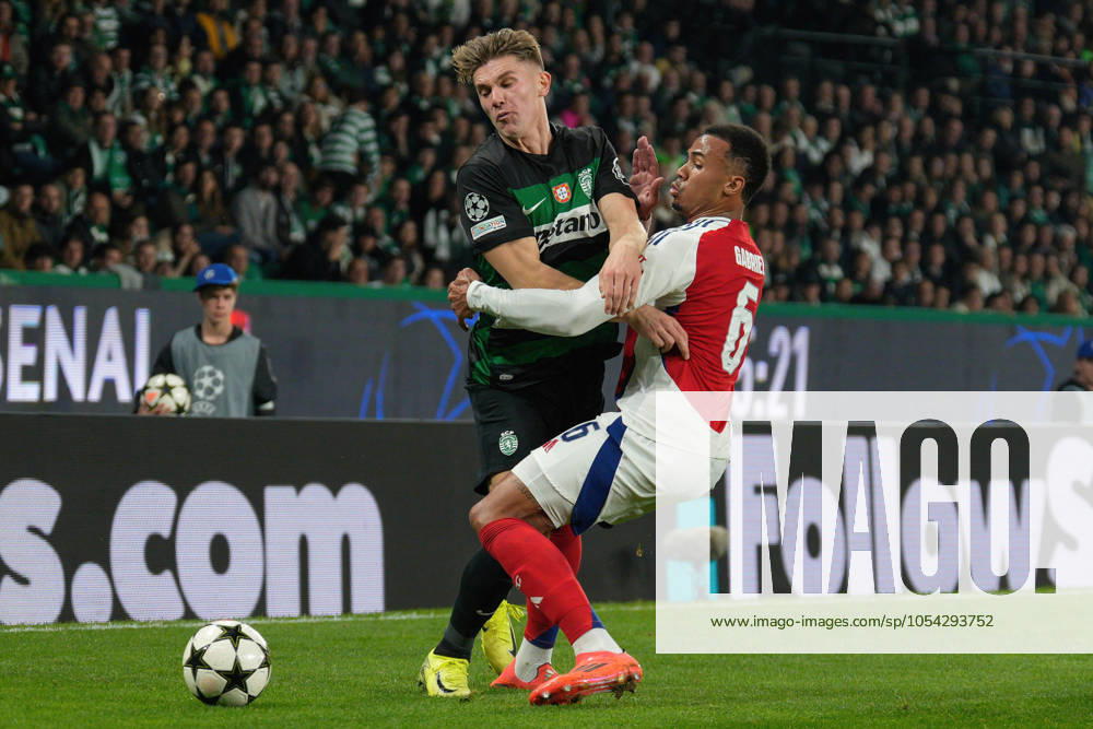 Sporting CP Vs Arsenal FC in Lisbon, Portugal - 26 Nov 2024 Viktor Gyokeres of Sporting CP (L) and Gabriel dos Santos Magalhaes of Arsenal FC (R) in action during the UEFA Champions League 2024 25 League Phase Matchday 5 between Sporting CP and Arsenal FC at Estadio Jose Alvalade. Final score: Sporting CP 1:5 Arsenal FC Lisbon Portugal