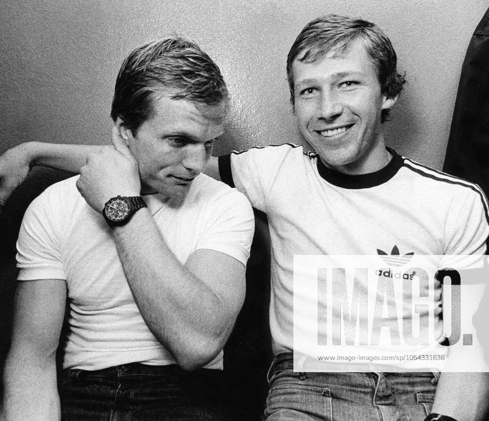 Place unknown 1976 06 16 Football players Björn Andersson and Conny Torstensson Sweden