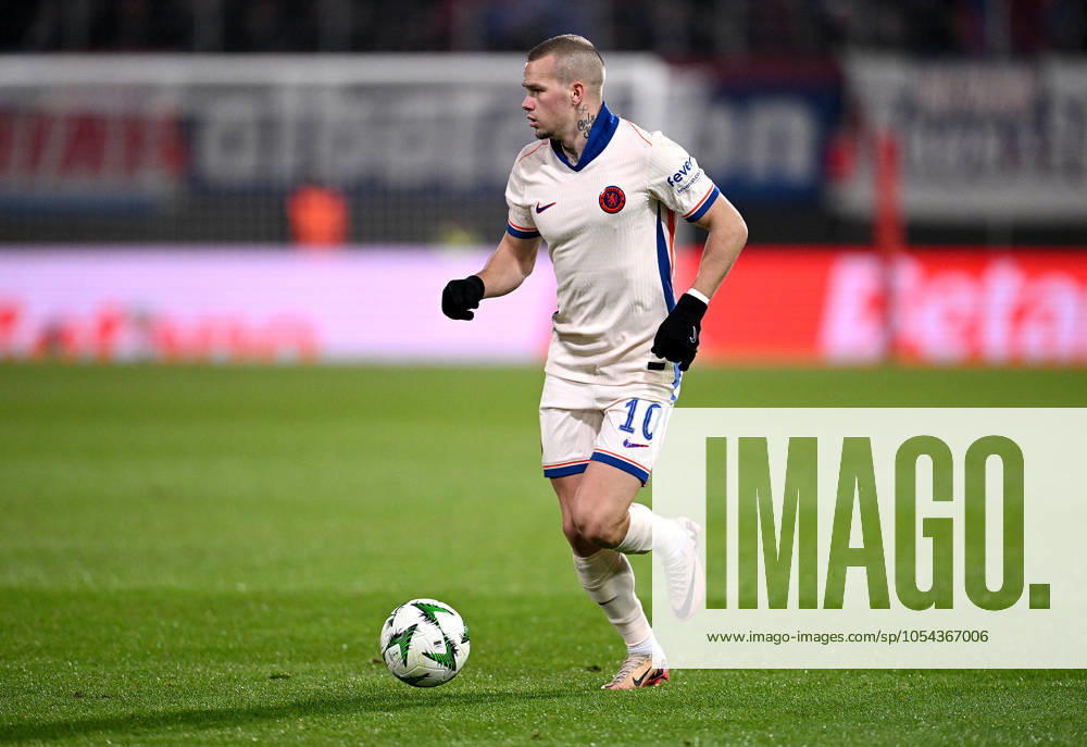 Football Conference League Season 2024 2025 Preliminary Round 4 Matchday 1 FC Heidenheim FC Chelsea London 28 11 2024 Mykhailo Mudryk Chelsea FC