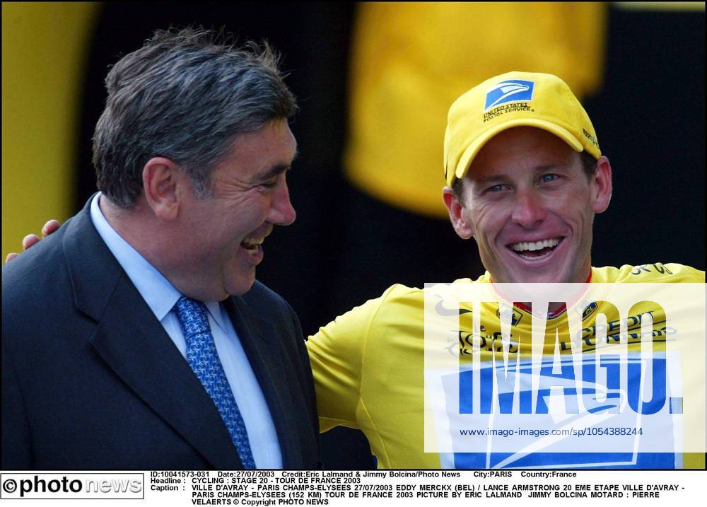 CYCLING : STAGE 20 - TOUR DE FRANCE 2003 VILLE D AVRAY - PARIS CHAMPS-ELYSEES 27 07 2003 EDDY MERCKX (BEL) LANCE ARMSTRONG 20 EME ETAPE VILLE D AVRAY - PARIS CHAMPS-ELYSEES (152 KM) TOUR DE FRANCE 2003 PICTURE BY ERIC LALMAND & JIMMY BOLCINA MOTARD : PIERRE VELAERTS Copyright PHOTO NEWS PARIS France