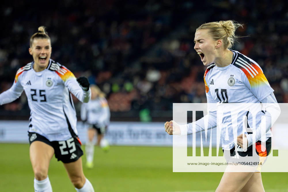 KW48 Zurich, Switzerland, November 29st 2024: Goalscorer Laura Freigang (10 GER) during the Friendly Women?s match between Switzerland and Germany at Letzigrund in Zurich, Switzerland. Philipp Kresnik (Philipp Kresnik SPP)
