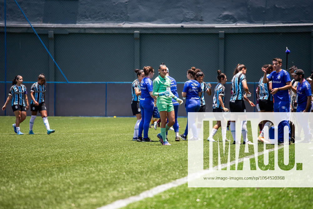 Ferroviária x Grêmio SÃO PAULO, SP - 01.12.2024: FERROVIÁRIA X GRÊMIO - Technical break for hydration during the match between Ferroviária and Grêmio, valid for the second round of the Copinha Feminina and held on the morning of this Sunday (01) at the Ibrachina Arena in São Paulo, SP. (Photo: Rodilei Morais Fotoarena) x2659876x RodileixMorais