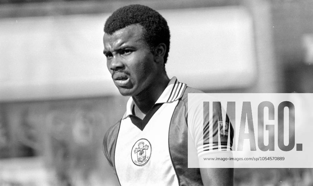 Football, Division One, England, Southampton Queens Park Rangers Danny Wallace of Southampton