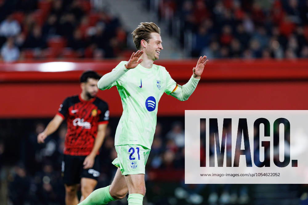 Frenkie De Jong FC Barcelona, Barca seen in action during the LaLiga EA SPORTS game between RCD Mallorca and FC Barcelona at Estadi Mallorca Son Moix. Final scores RCD Mallorca 1-5 FC Barcelona. Palma De Mallorca Spain - ZUMAs197 20241203_aaa_s197_416